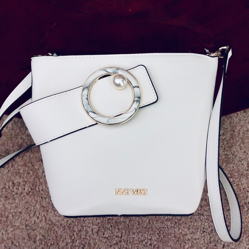 Nine West small crossbody